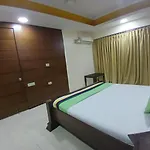 Blossom Rooms Hotel Vashishtha - Free Lunch Or Dinner- Free Breakfast